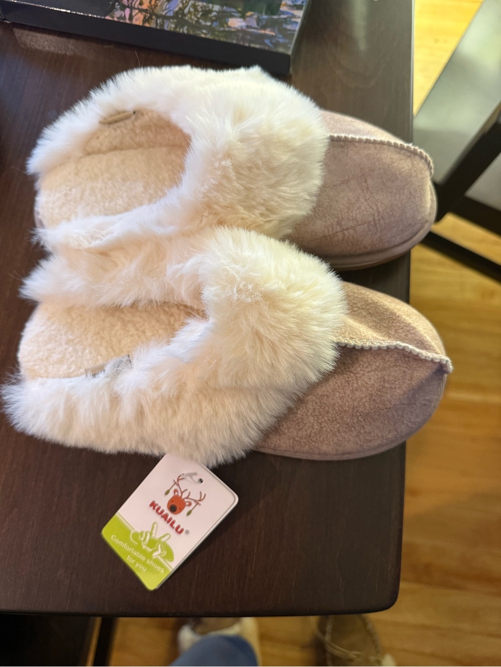 Size 6 Cream Fuzzy Lined Slip-On Slippers